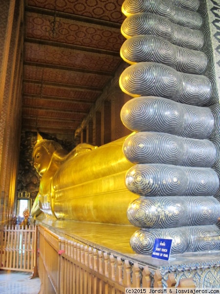Wat Po
Tipica foto , que no deja de se espectacular por el tamaño del Buda
