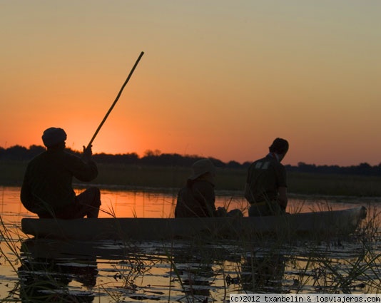 Mekoro
Atardecer en el delta del Okavango
