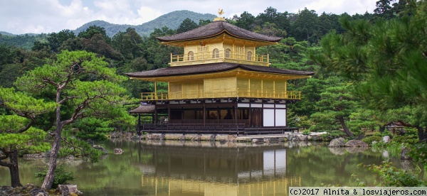 Templo Kinkakuji (Kioto, Japón)
Templo Kinkakuji mas conocido como templo dorado en Kioto, Japón
