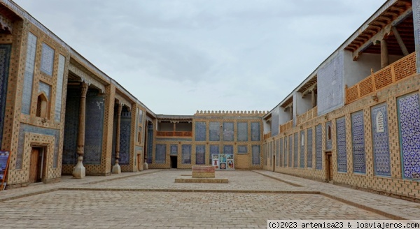 Palacio Tash Jovli, Jiva (Uzbekistán).
Palacio Tash Jovli, residencia de los khanes de Jiva de principios del siglo XIX.
