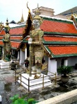 Su nombre en tailandés es Phra Borom Maha Ratcha Wang.
El Palacio Real