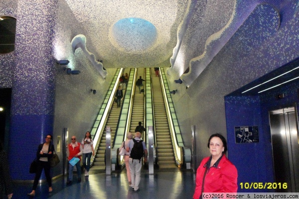 Estación de metro de Nápoles
Original diseño del techo
