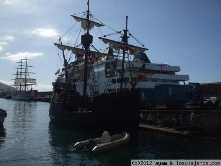 Mi nuevo yate
Recreacion de la Santa Maria en el puerto de Funchal
