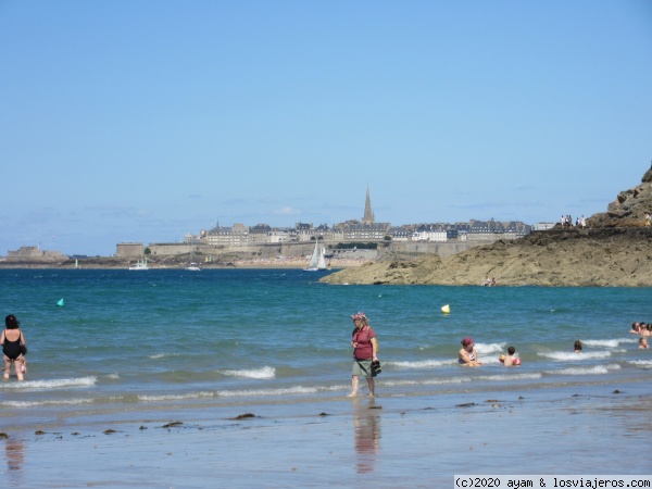 Dinard L´ecluse
Foto de la playa de l´ecluse en Dinard con Saint-Malo al fondo
