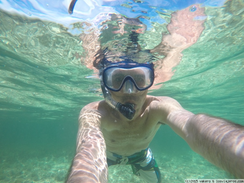 Viajar a  Filipinas: Comer O Grove - Snorkel en Tubod beach. Isla de Siquijor. (Comer O Grove)