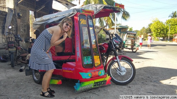 Oslob. Isla de Cebu.
El mejor triciclo que vi en todo Filipinas.
