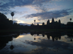 Amanecer frente a Angkor Wat