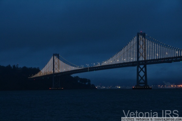 Puente de la Bahía - San Francisco
Cayendo la noche frente al Pacífico
