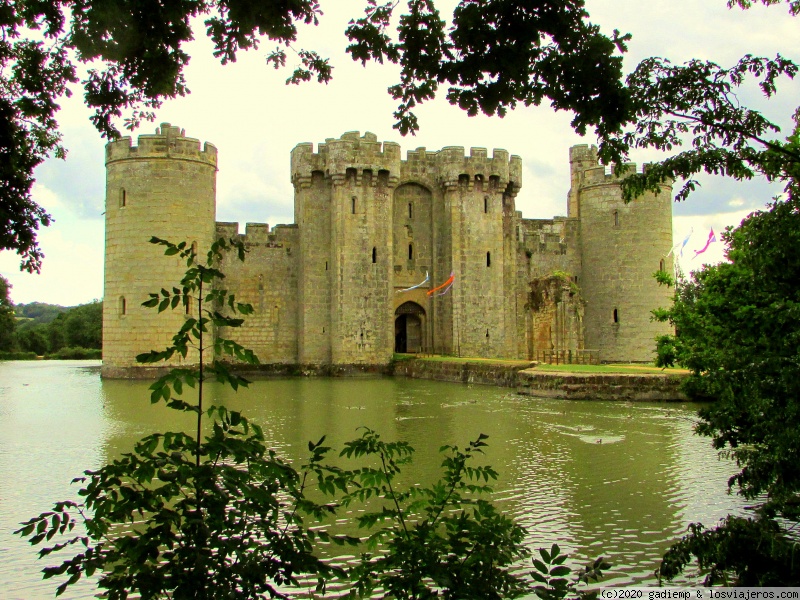 Viajar a  Reino Unido: Ruta De Los Castillos - Castillo de Bodiam, Sussex (Ruta De Los Castillos)