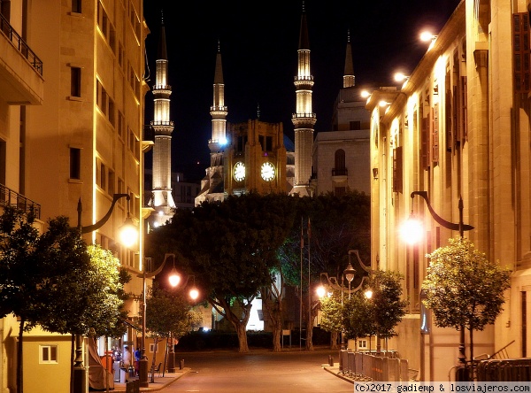 Beirut: Downtown de noche
El Downtown beirutí, con los minaretes de la Mezquita Al-Amin y el Reloj Otomano de estilo art-decó.
