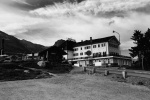 Hotel abandonado en Los Alpes