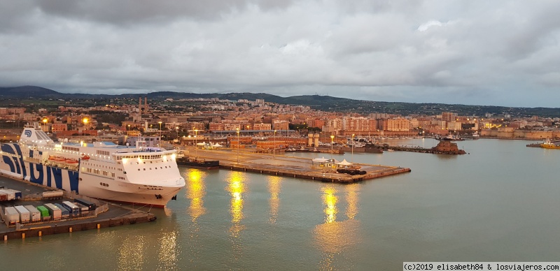 4 Civitavechia (Roma) - Crucero MSC MERAVIGLIA - MEDITERRANEO (2)