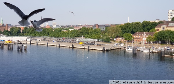 Puerto de Kiel
Entrada al puerto de Kiel
