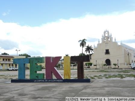 TEKIT - PLAZA PRINCIPAL
Plaza Principal e iglesia en Tekit
