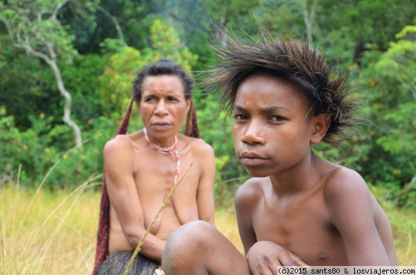 Valle del Baliem
Pasar unos días con la gente de estos poblados ha sido una de las cosas más interesantes que he hecho nunca. Esta foto está tomada en el valle del Baliem, Papúa-Indonesia
