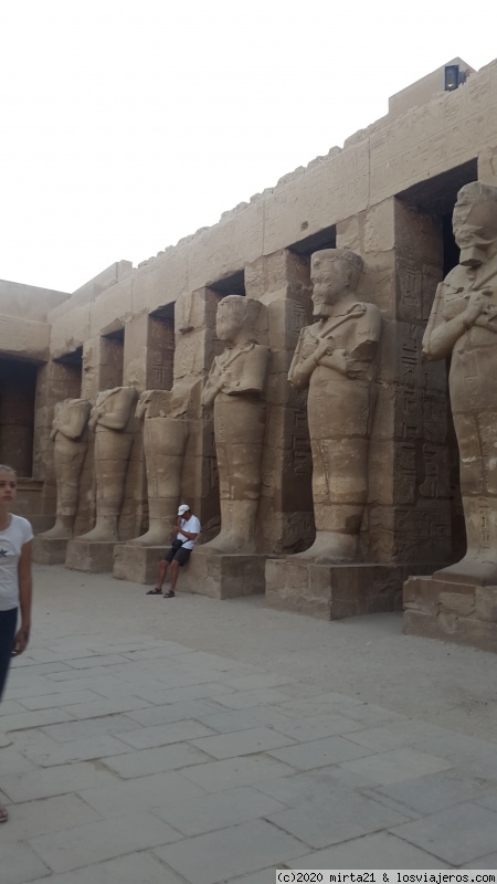 KARNAK - EGIPTO Y PARIS EN TOUR CON  AGREGADOS Y COSAS DISTINTAS (1)