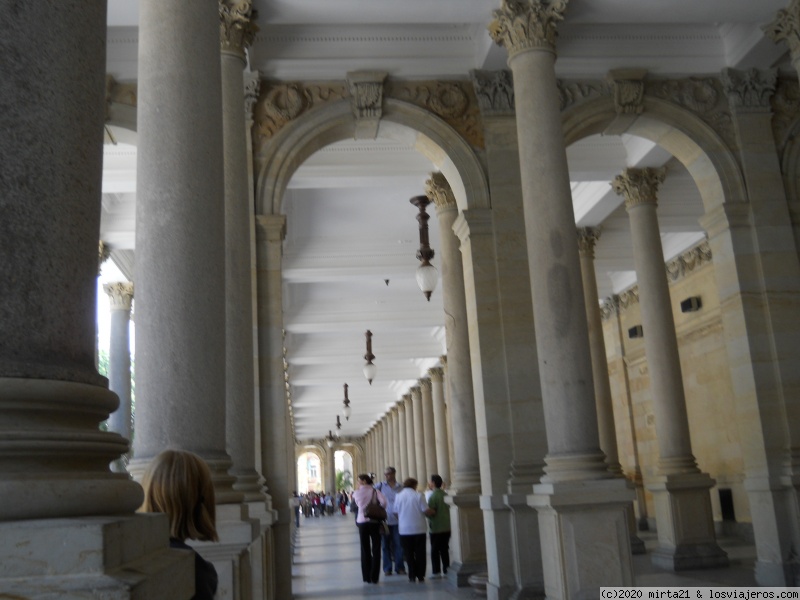 Viajar a  Checa Rep.: Karlo Vivari - Columnata Karlovy Vary (Karlo Vivari)