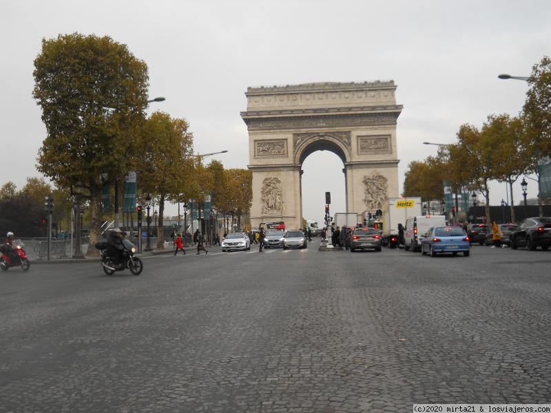 PARIS PARTE UNO - EGIPTO Y PARIS EN TOUR CON  AGREGADOS Y COSAS DISTINTAS (6)