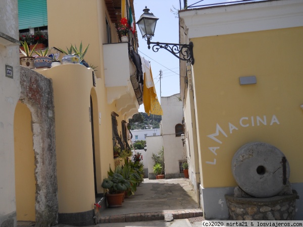 Calle en Anacapri
Calle en Anacapri la parte alta de la isla
