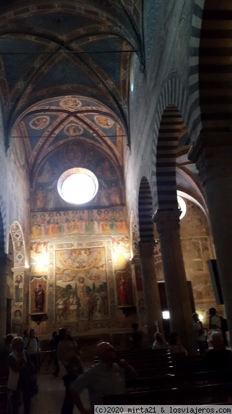 BASILICA STA MARIA ASUNTA DE SAN GIMINIANO
INTERIOR BASILICA SANTA MARIA ASSUNTA DE SAN GIMINIANO
