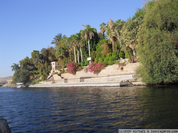 JARDIN BOTANICO DE EGIPTO
JARDIN BOTANICO DE EGIPTO VISTA DESDE EL NILO
