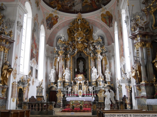 IGLESIA DE SAN PEDRO Y SAN PABLO DE OBERAMMERGAU
INTERIOR DE LA IGLESIA DE SAN PEDRO Y SAN PABLO DE OBERAMMERGAU
