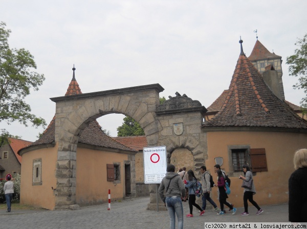 PUERTA CASCO ANTIGUO DE ROTHENBURG OB DER TAUBER
PUERTA CASCO ANTIGUO DE ROTHENBURG OB DER TAUBER
