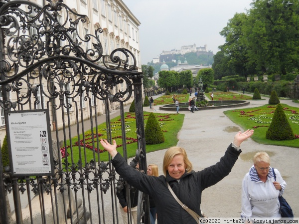 JARDINES DE MIRABELL EN SALZBURGO
PORTON DE ENTRADA DE LOS JARDINES DE MIRABELL EN SALZBURGO
