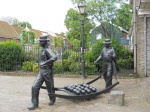 ESTATUA DEL COMERCIO DE QUESO DE EDAM EN HOLANDA