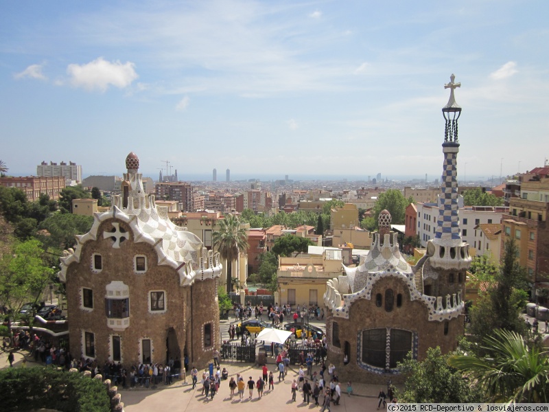 VISITANDO LA COLONIA GÜELL - BARCELONA