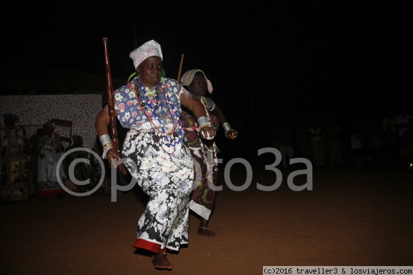 Ceremonia vudu
Ceremonia vudu en Cotonu
