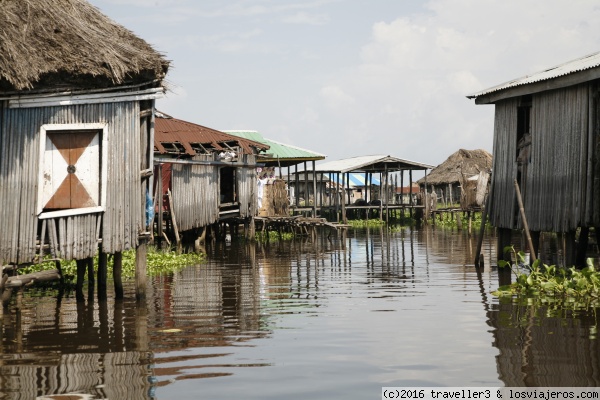 Ganvie
Ganvie, la venecia africana ( Benin)
