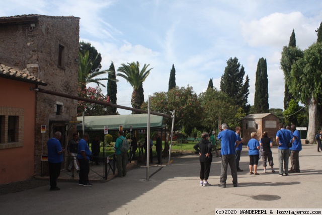 Foro de Catacumbas En Roma: Area de recepción para visitar las catacumbas de San Calixto