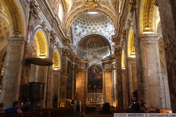 Interior iglesia San Luis de los Franceses
Interior iglesia San Luis de los Franceses, Roma
