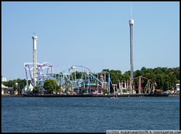 Montaña rusa Djurgarden
Montaña rusa en el parque de atracciones de Djurgarden (Estocolmo)
