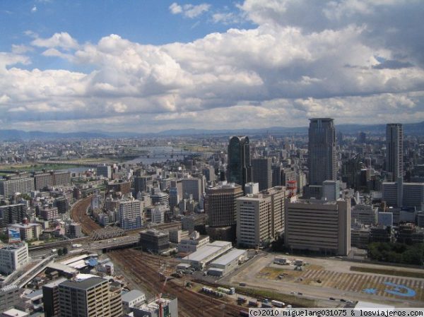 Panorámica Umeda Sky
Panorámica desde el Jardín Flotante del Umeda Sky, mirador situado en la azotea
