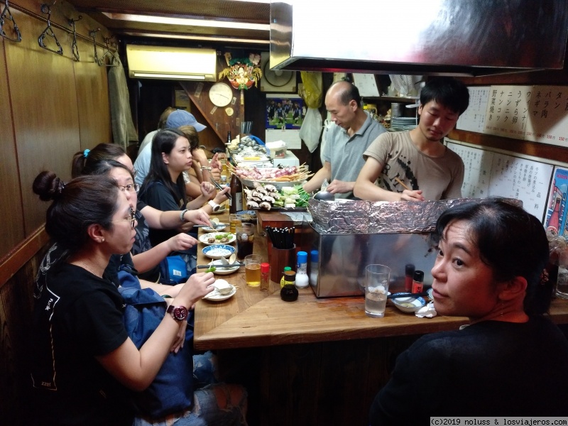 Tokyo, luces y templos... y lluvia - Viaje de dos semanas por Japón (1)