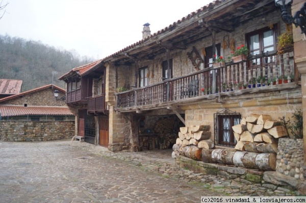 Bárcena Mayor
Uno de los pueblos más bonitos de Cantabria
