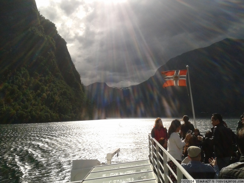 La Noruega de los Fiordos: fiordo Sognefjord -fiordo de los sueños-