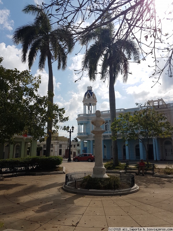 Martes 1 de Mayo - Cienfuegos - 13 maravillosos días recorriendo Cuba de la mano de Alberto Padrón (Mayo 2018) (4)