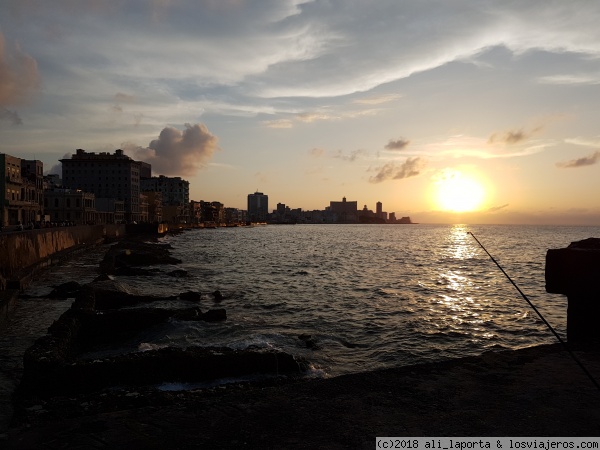 Atardecer Malecón
Atardecer Malecón
