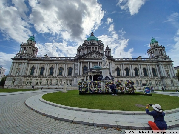 City Hall
Ayuntamiento
