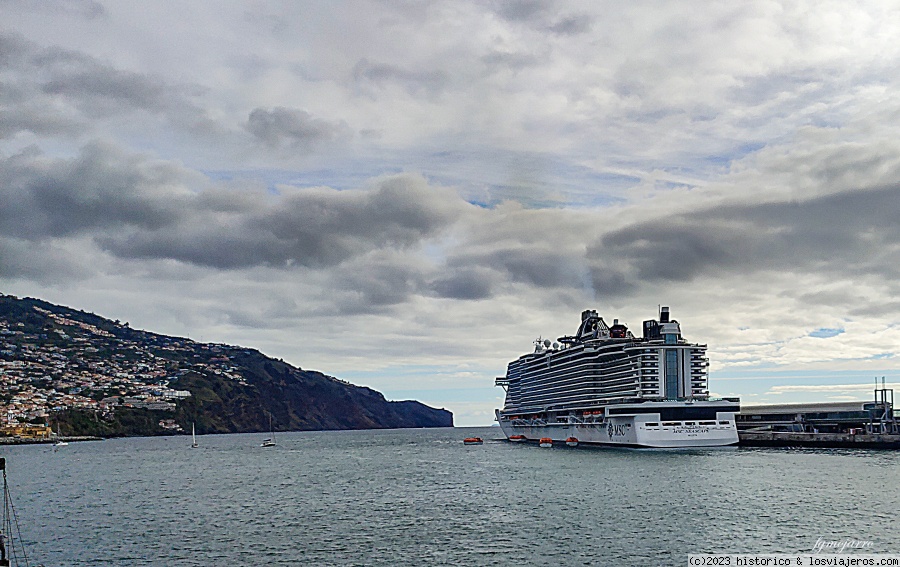 Sexto día 26/11/2022 Puerto de Funchal (Madeira) - Viaje inaugural del MSC SeaScape desde Barcelona a New York (3)