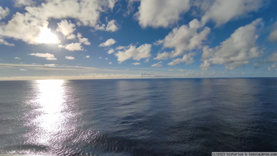 Viajar a  Cruceros: Mares Y Océanos - Amanecer en el Atlántico (Mares Y Océanos)