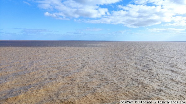Rio de la Plata
Navegación por el rio de la plata, foto tomada desde el MSC Poesía
