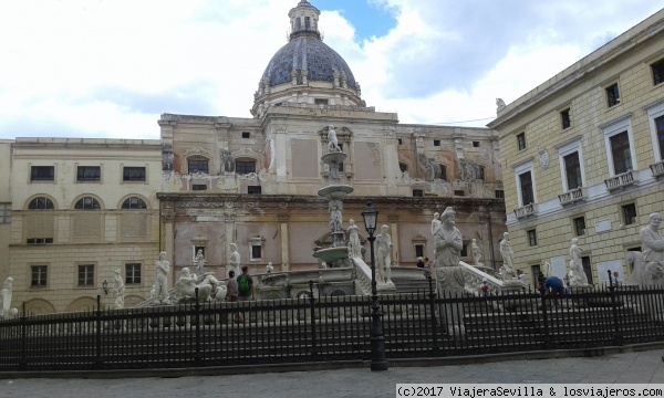 Palermo fuente
Palermo fuente
