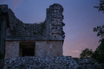 Uxmal de noche
Uxmal,Yucatán,México,ruinas