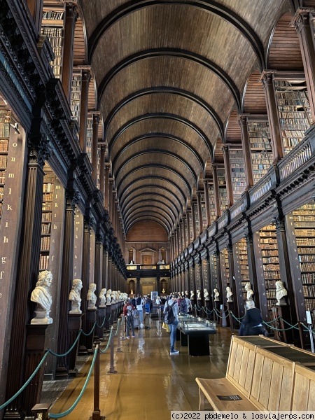Biblioteca del Trinity College Dublín: Cierre temporal en otoño - Irlanda (3)