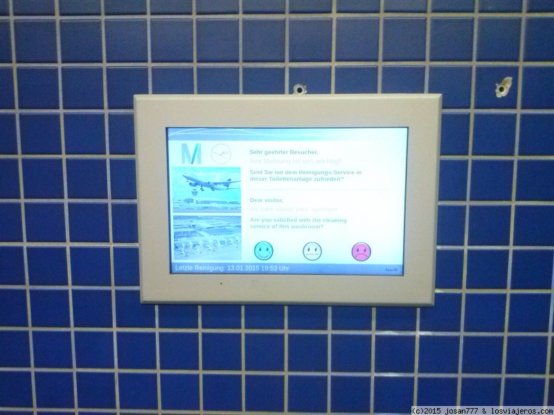 Foro de Aeropuerto De Munich: Pantalla táctil en WC