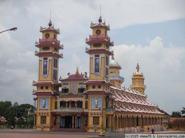 Templo Cao Dai de Tay Ninh, Ho Chi Minh
Exterior templo Cao Dai de Tay Ninh, Ho Chi Minh
